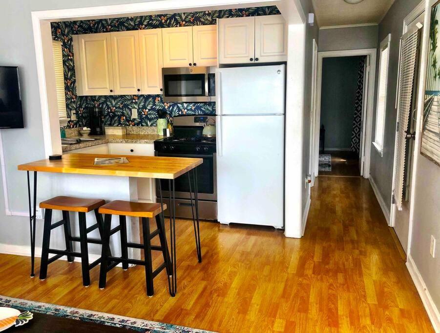 Steps To Beach & Downtown! Cozy Beach Bungalow #1 Lake Worth Beach Zewnętrze zdjęcie