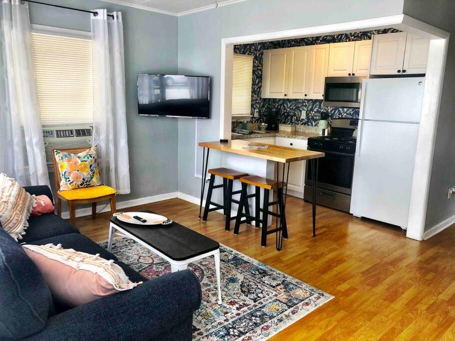 Steps To Beach & Downtown! Cozy Beach Bungalow #1 Lake Worth Beach Zewnętrze zdjęcie
